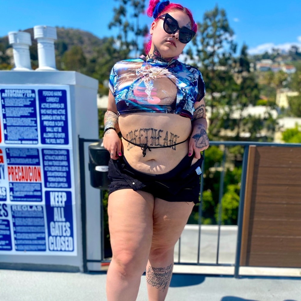 ❌SOLD❌ NGOrder Plus Video Girl Mesh Top 🎮